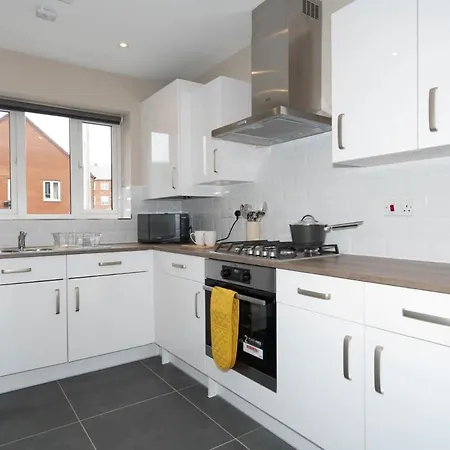Cosy 3 Bedroom Home In Birmingham With Garden Exterior photo